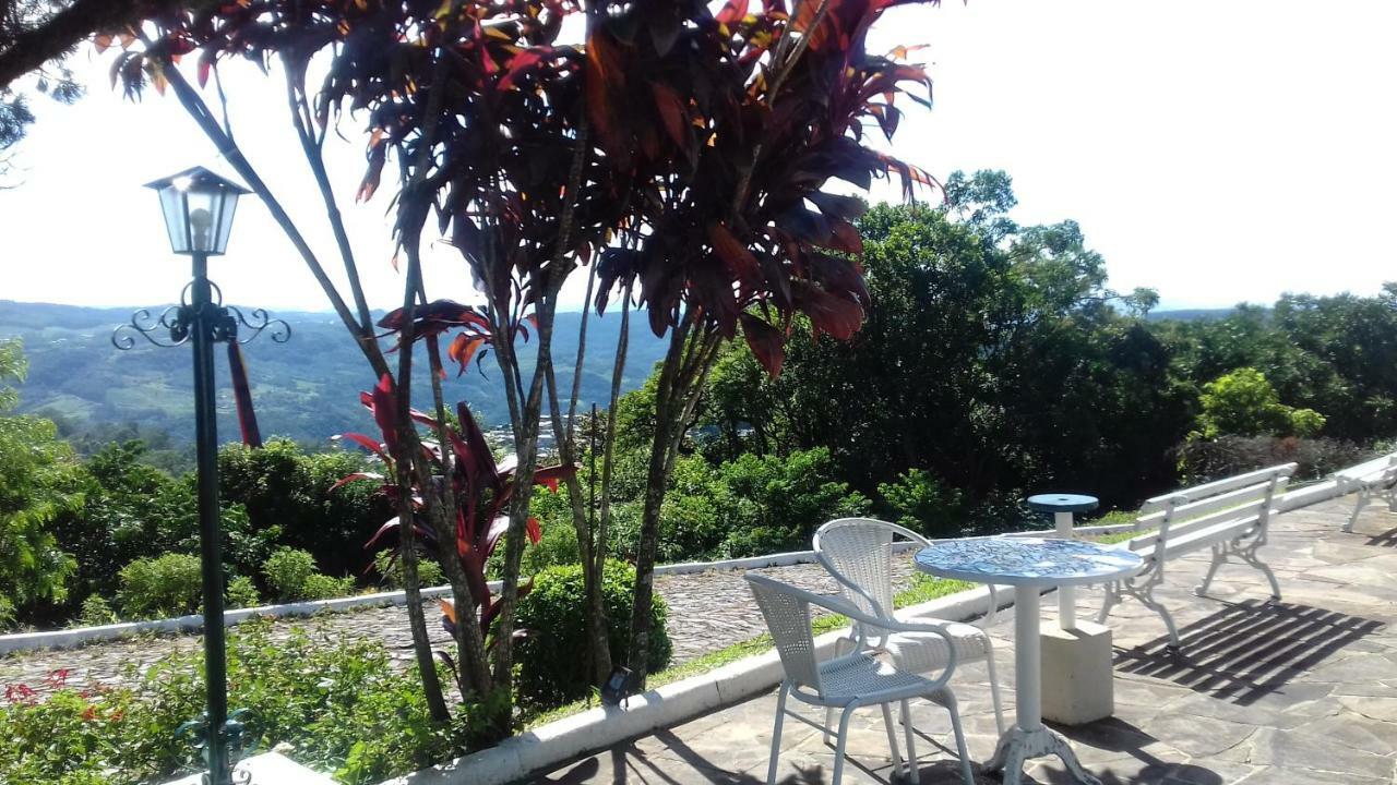 Letto Hotel Candeeiro Da Serra Salvador do Sul Exterior photo
